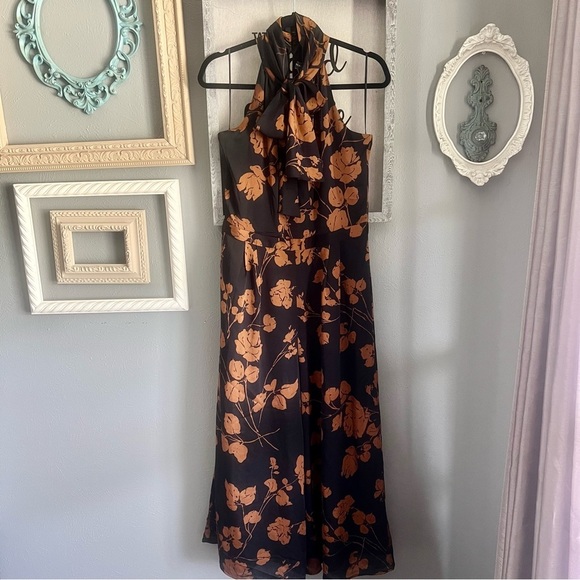 Banana Republic Tie-Neck Cropped Jumpsuit - Picture 5 of 10